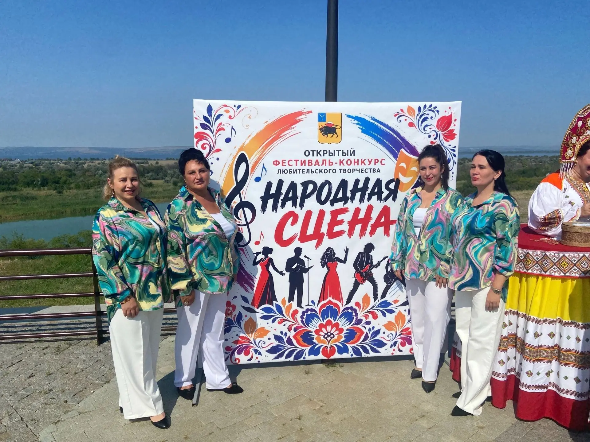 "Народный коллектив" эстрадная группа "Комби" на Открытом фестивале-конкурсе любительск...