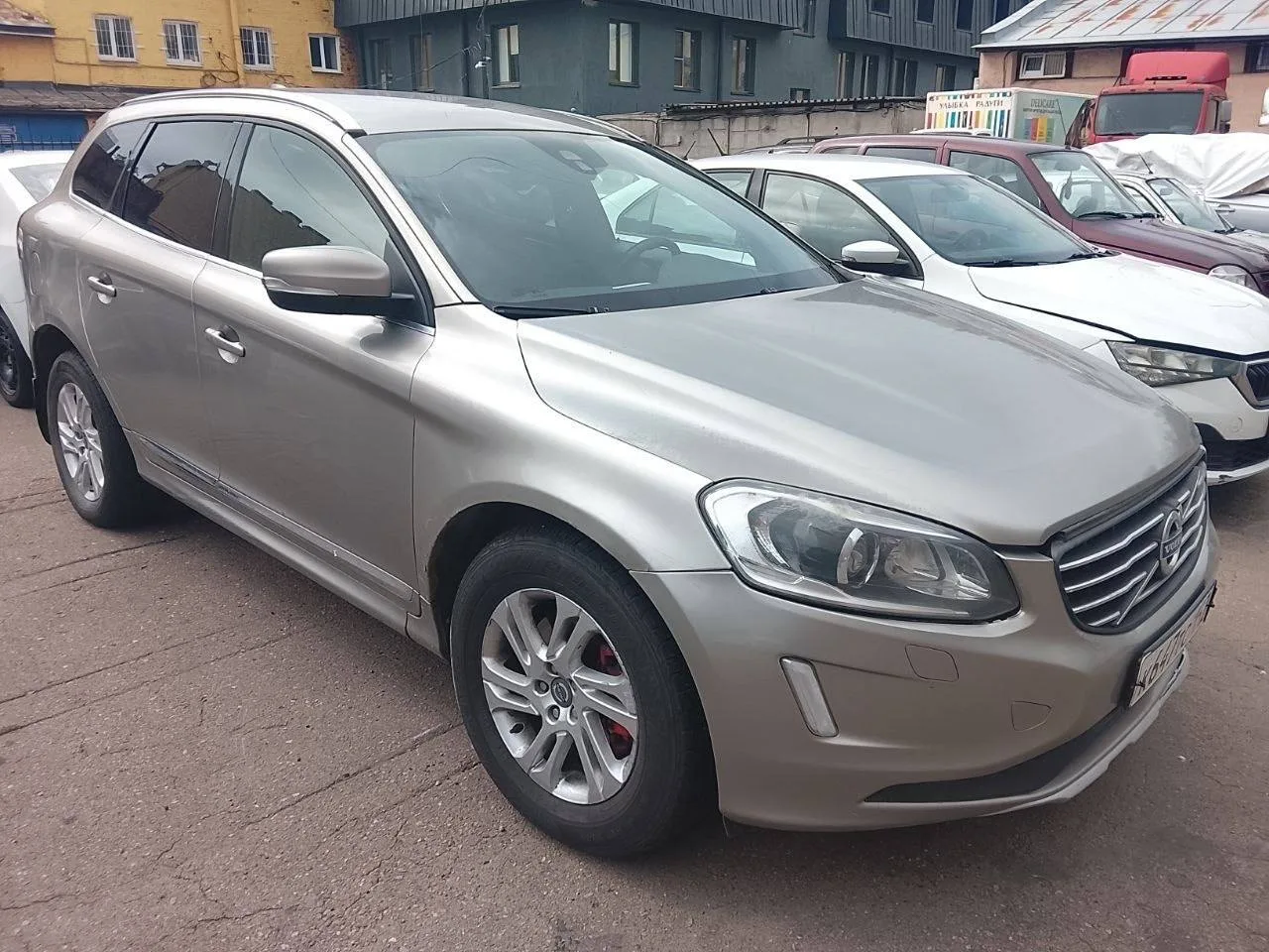 Volvo XC40
2.4(215л.с) АКПП 2013 год

Пробег: 305.000км
После небольшого дтп, сработала подушка торп