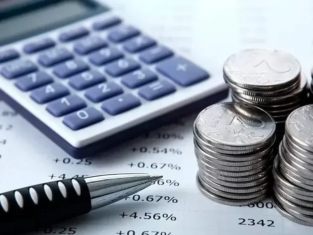 🧮 В Свердловской области снизились доходы от налога на прибыль, но бюджет выстоял. Ито...