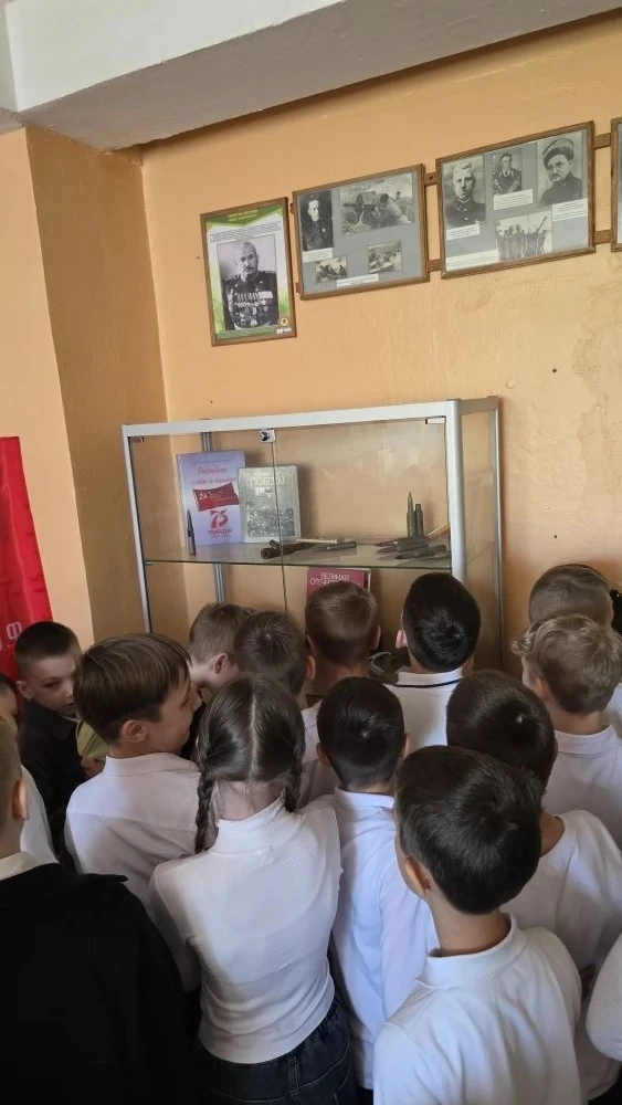 🎖 81 - годовщина Победы в Великой Отечественной войне🎗🎖   💥🔥 Сегодня в школьном музее "Герои Отечест