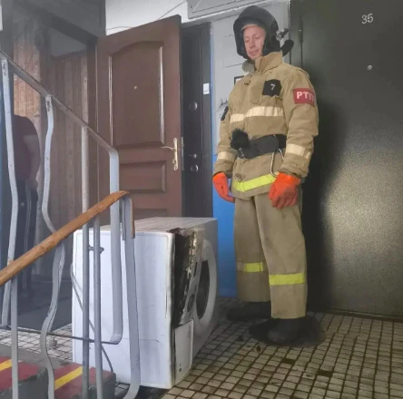В многоквартирном доме в Ливнах вспыхнула стиральная машина