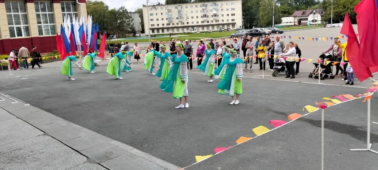 22 августа на площади перед Дворцом культуры «Южный» состоялась концертная программа «Т...