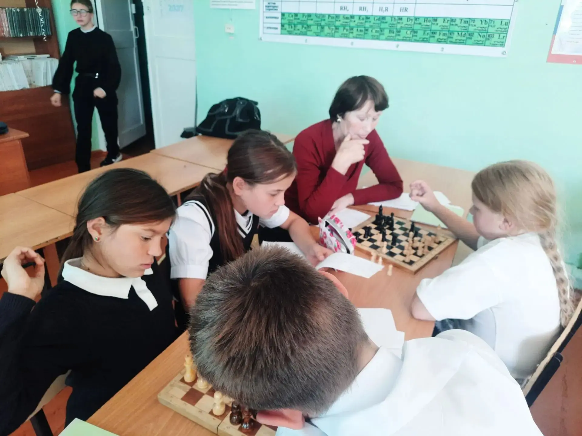 ♟️ Шахматы в школе: не просто игра, а школа ума и характера! ♟️