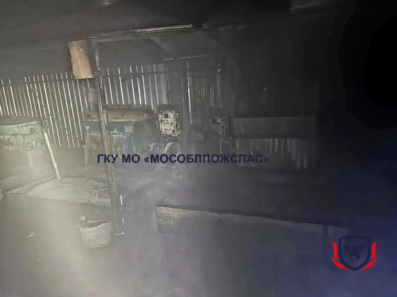 🔥 Ночной пожар! Огнеборцы ликвидировали возгорание на территории завода 🚒  📲 Вчера в 23:24 в единую 