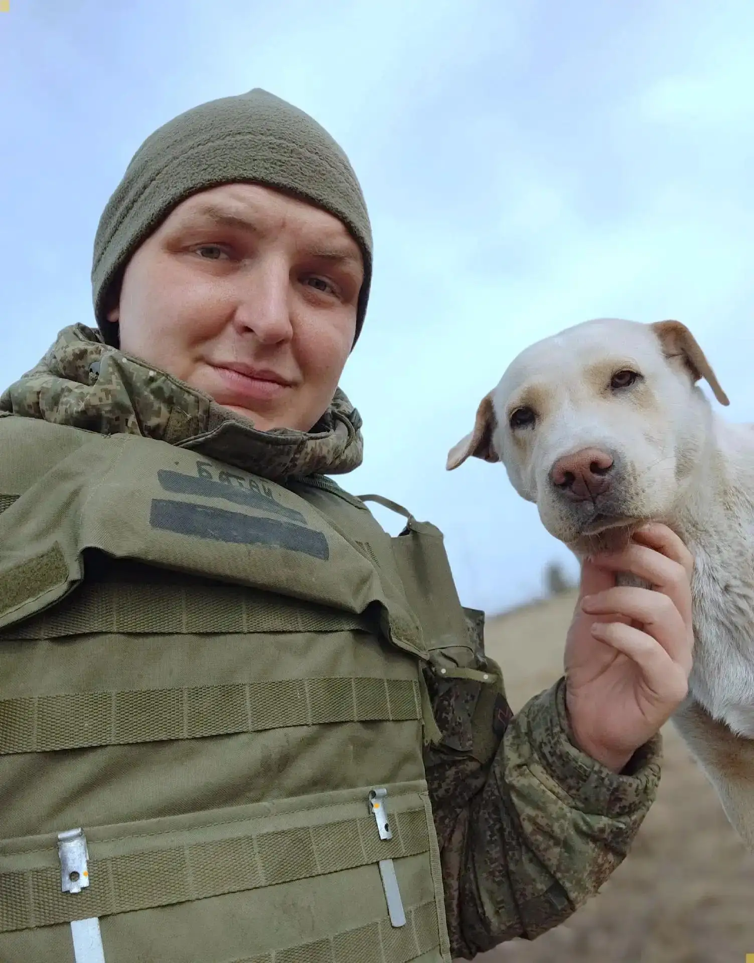 🐕 Привет из зоны СВО передаёт Амурка

Наш земляк, выполняющий боевые задачи в зоне специальной воен