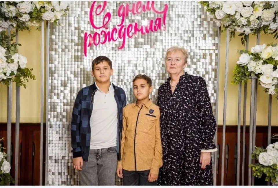 Дорогая наша бабуля! Твоим ученикам очень повезло в жизни, что у них есть такой замечат...