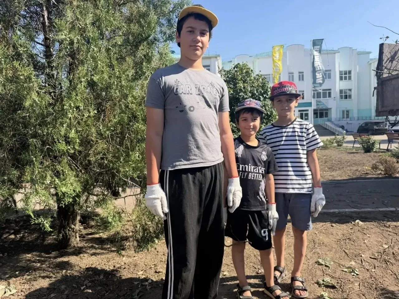 Субботник в Чалтырской СОШ № 3 🌿