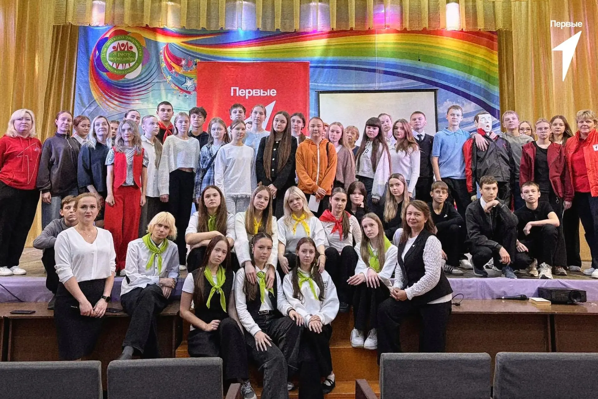 30 сентября в Доме детского творчества прошёл традиционный муниципальный слёт детских о...