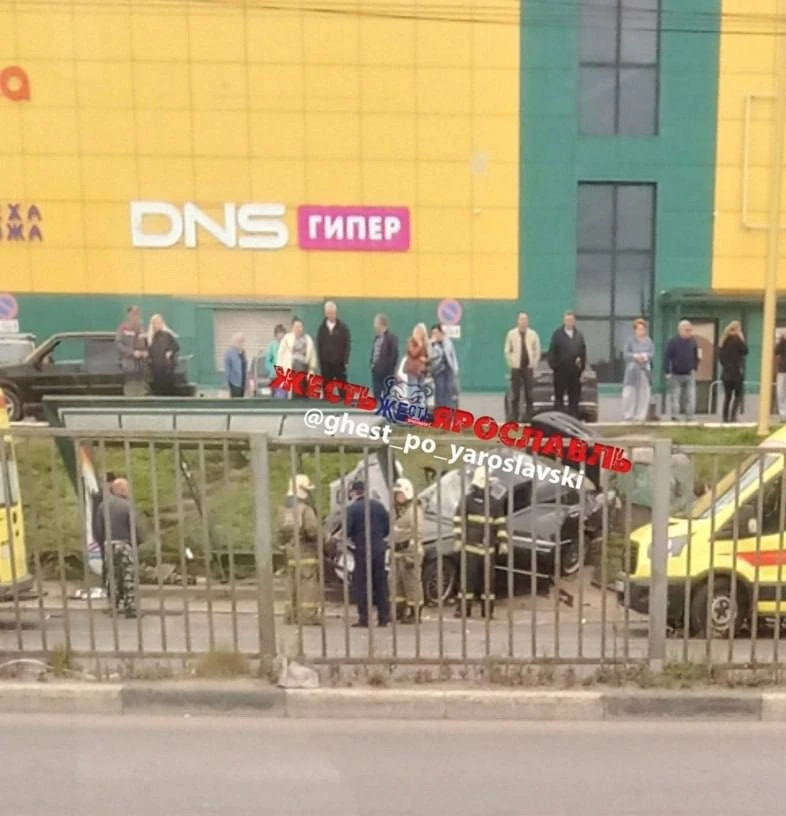 Один человек погиб в ДТП у «Рио» в Ярославле