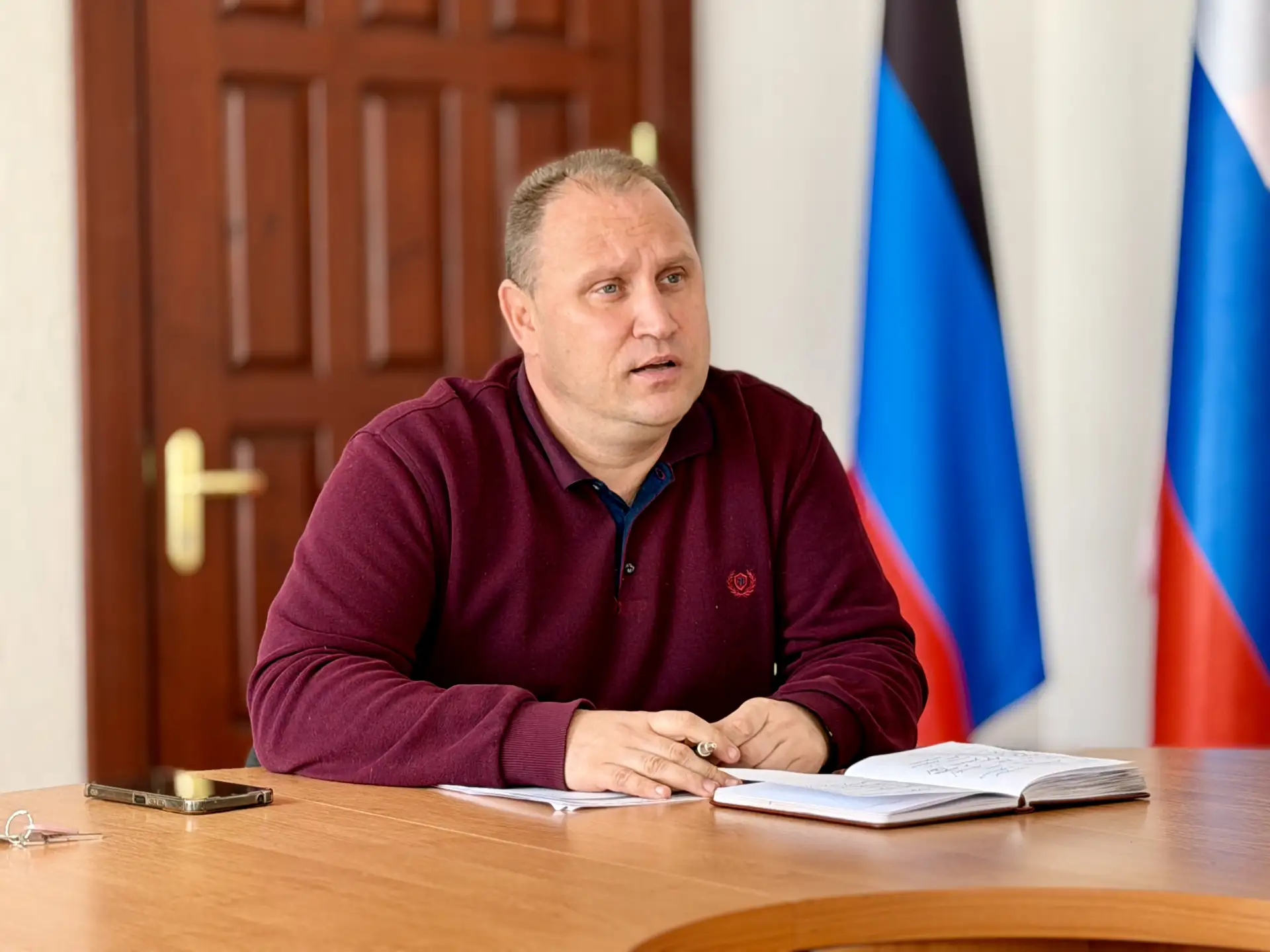 Молодёжка Тореза провела собрание с председателем городского совета ⚡️