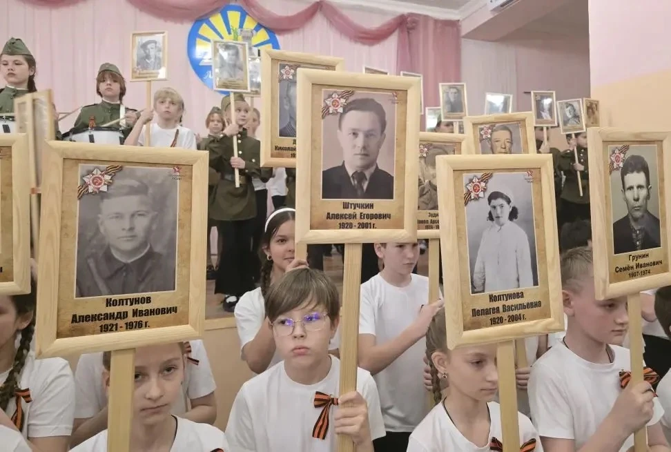 🕊️ День Победы — это не просто дата в календаре. Это память, которая передаётся из поколения в покол