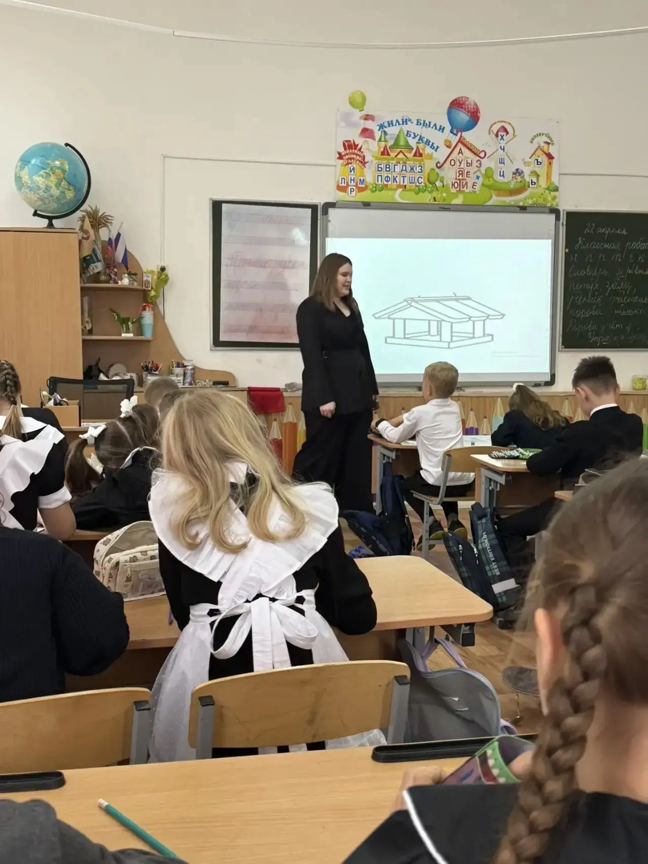 🌍 День Земли: как студентка АГПУ и «Орлята России» спасали планету  22 апреля весь мир отметил Всеми