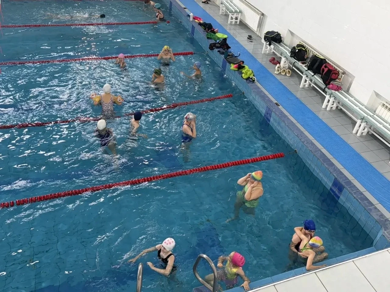 Плавательный бассейн 🏊