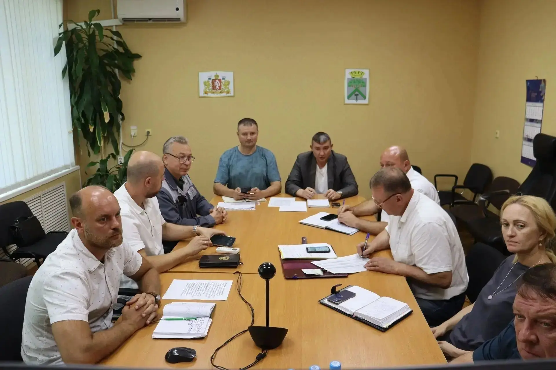 🚱 Аммиак никуда не делся: Роспотребнадзор разрешил мыться, но запретил пить из-под крана

Городская