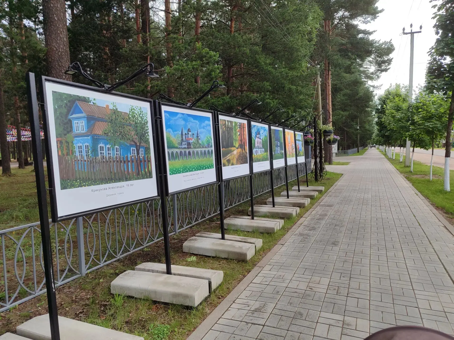 🎨 Уличная галерея «ГРАФИТ» радует всех!