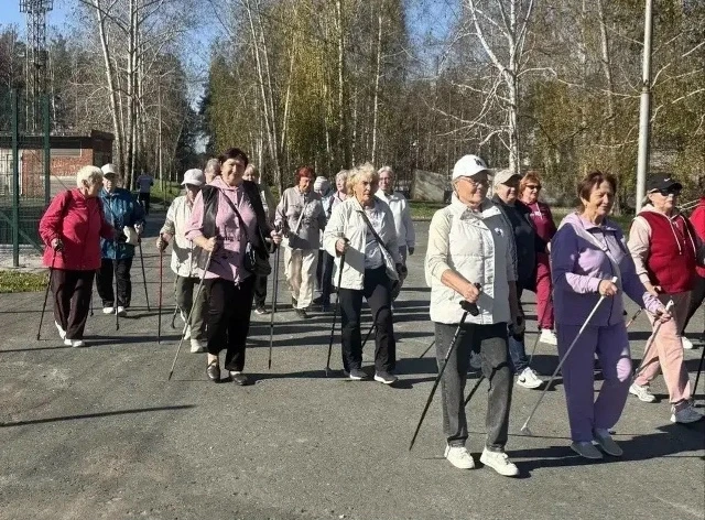 В Асбесте состоялась Всероссийская акция «10 000 шагов к жизни»