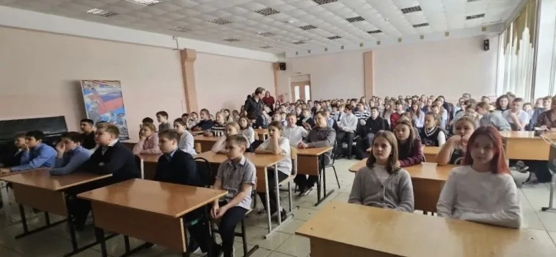 🎬«КИНО ПОБЕДЫ»🎞️  🕊️Есть даты, которые не тускнеют. Есть память, которая не умирает. И есть кадры, о