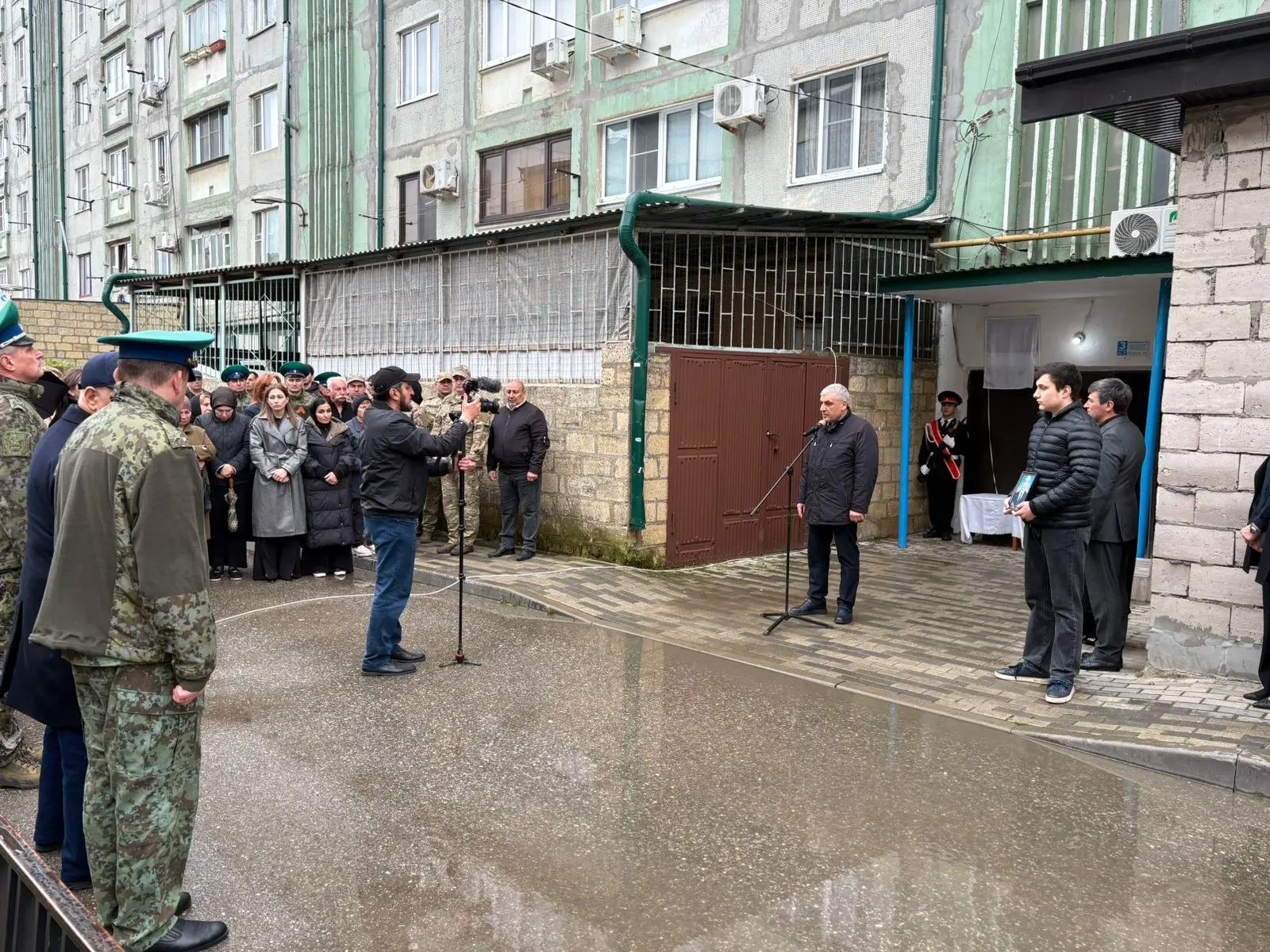 Учащиеся гимназии №18 имени М.В. Абременко приняли участие в торжественной церемонии от...