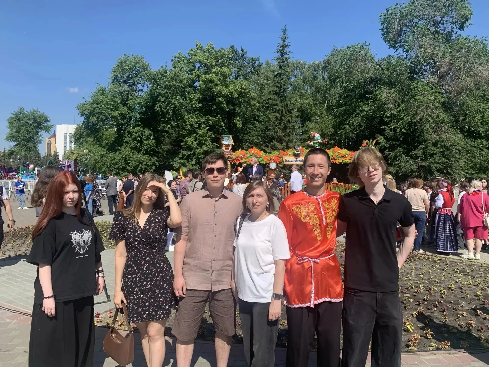 С Днём России! 🇷🇺

👉 В этот важный и праздничный день наша школа гордится успехами своих учеников