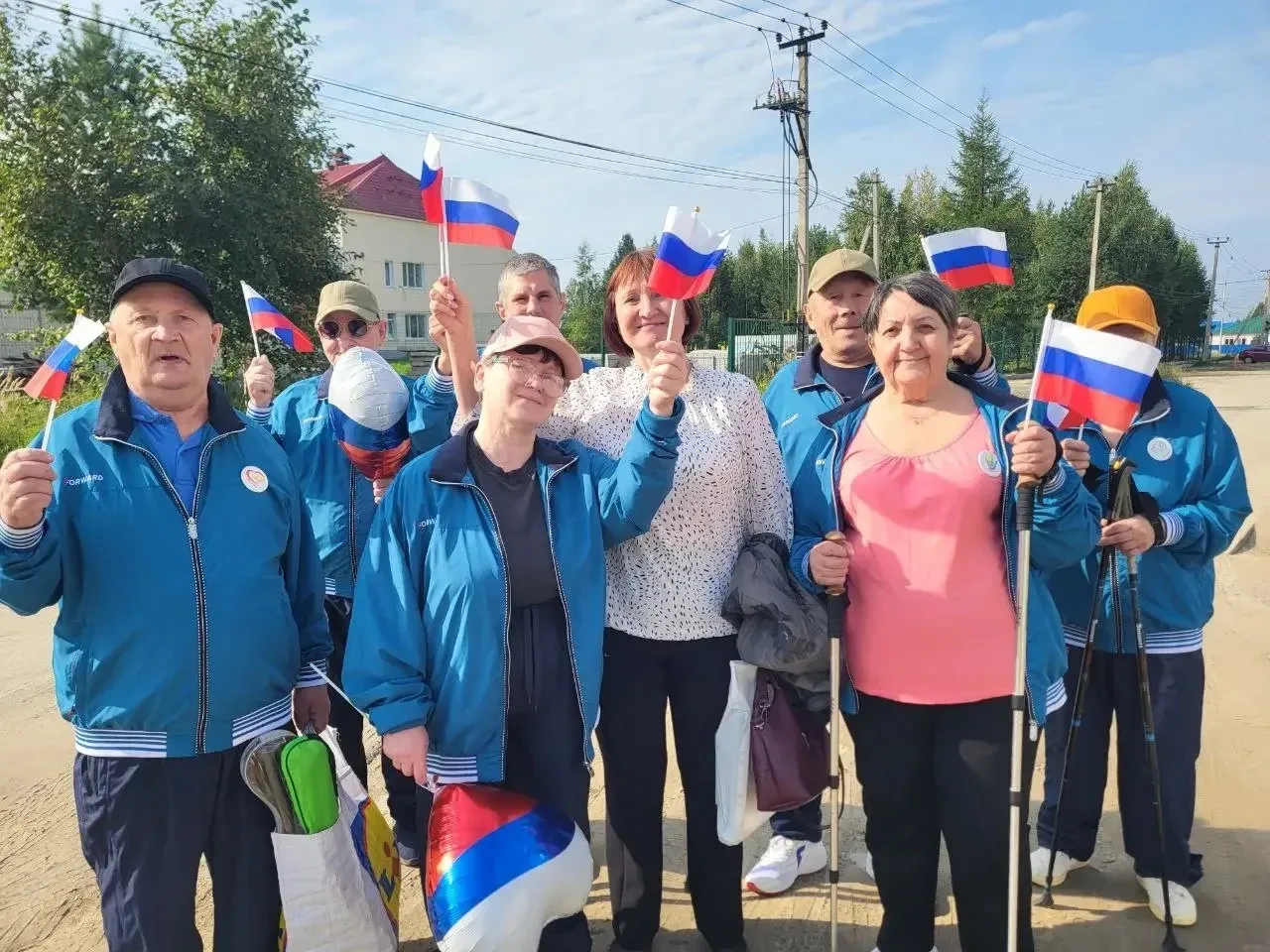 Участники волонтёрского движения Советского пансионата «Здоровым быть здорово!» наканун...
