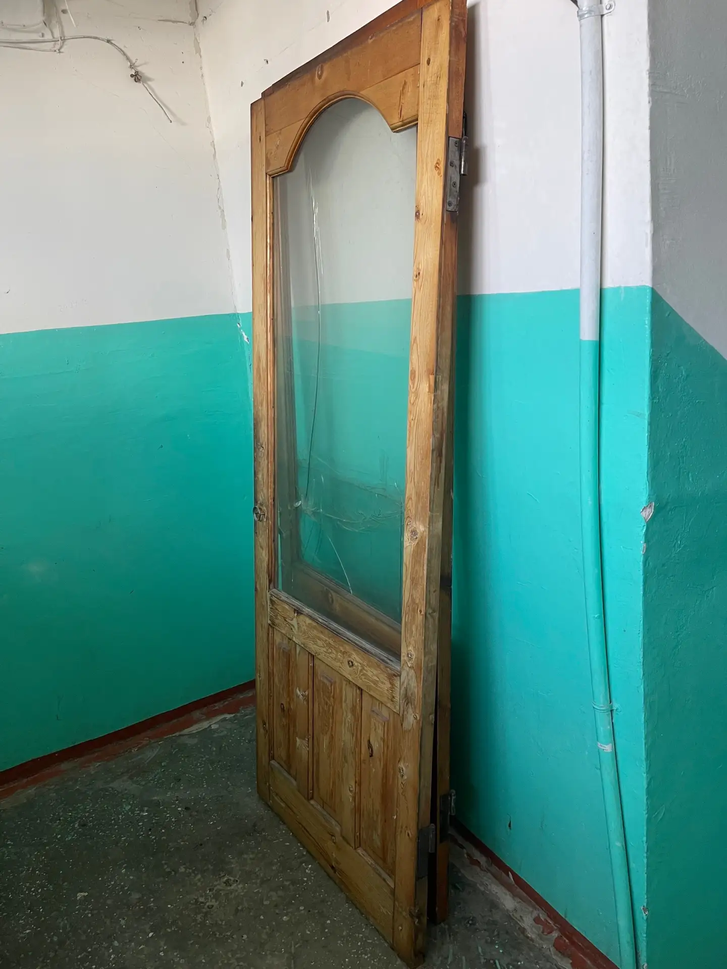 Отдам 2 двери с балконного блока размер не знаю из массива дерева

Источник: https://vk.com/darom_ba