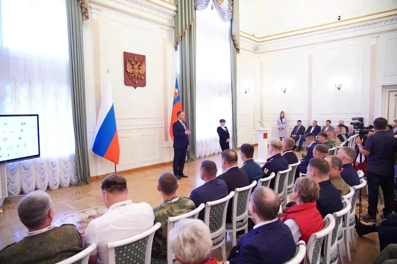 Вручили дипломы выпускникам программы «СВОи Герои. КуZбасс».