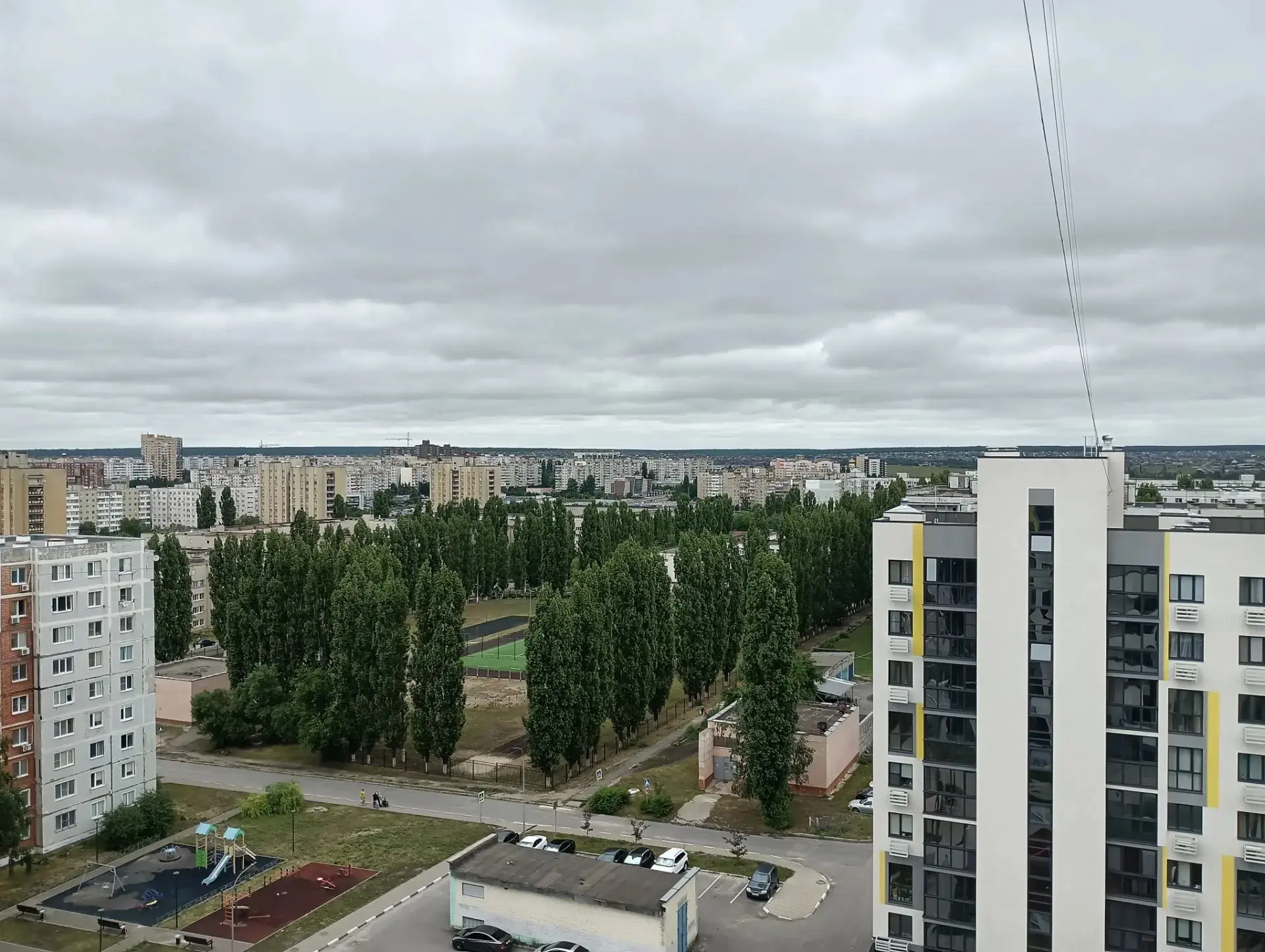 Вид на город ♥️

А вот самая большая ошибка многих, кто хочет открыть свой проект.

Это следовать за