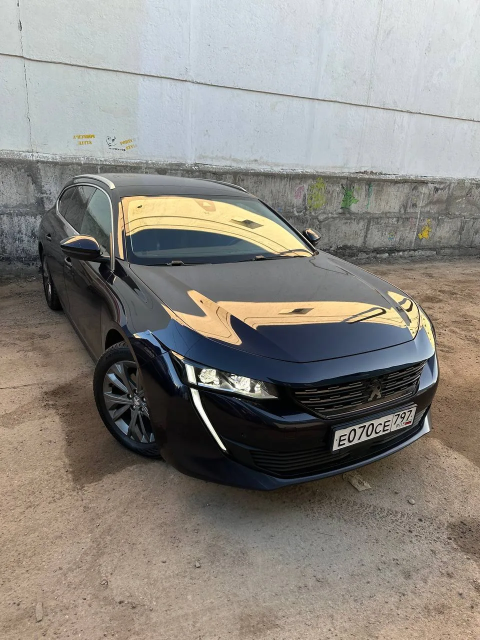 Peugeot 508sw 
2020 год.

Обслужена и ухожена
Пробег 123.000
3 владельца
Не бита не крашена.
12.05.2