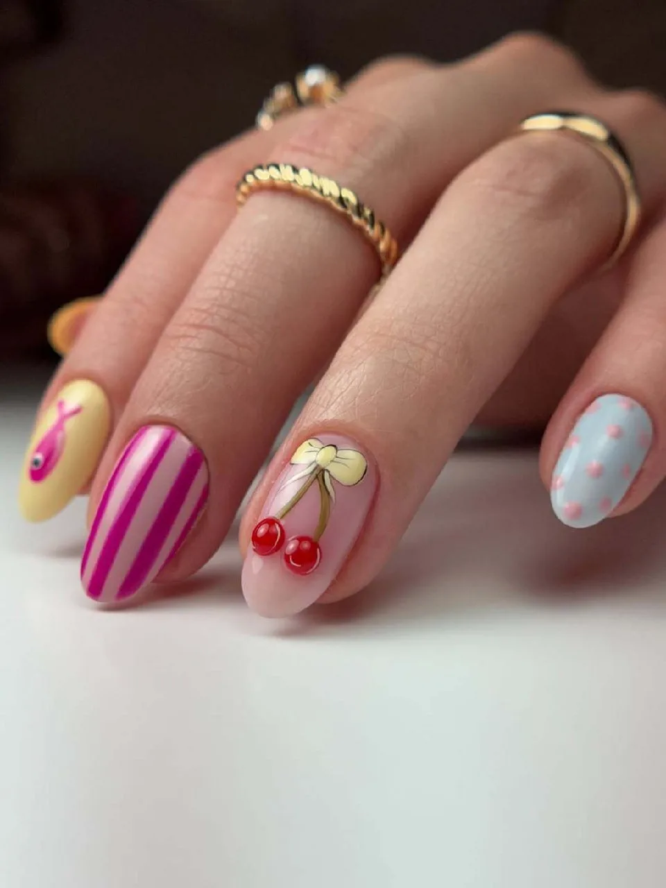 🤭


Мастер nailsby.yorleny___

💅 Ногти