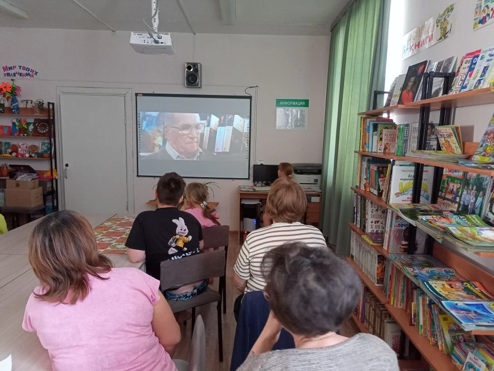 🎞️Сегодня в рамках проекта "Могу чувствовать" ребята нашего Центра посмотрели короткометражный филь