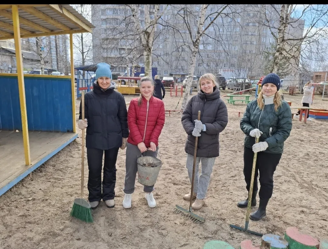 В субботу, 25 апреля, в рамках городского двухмесячника по уборке и благоустройству тер...