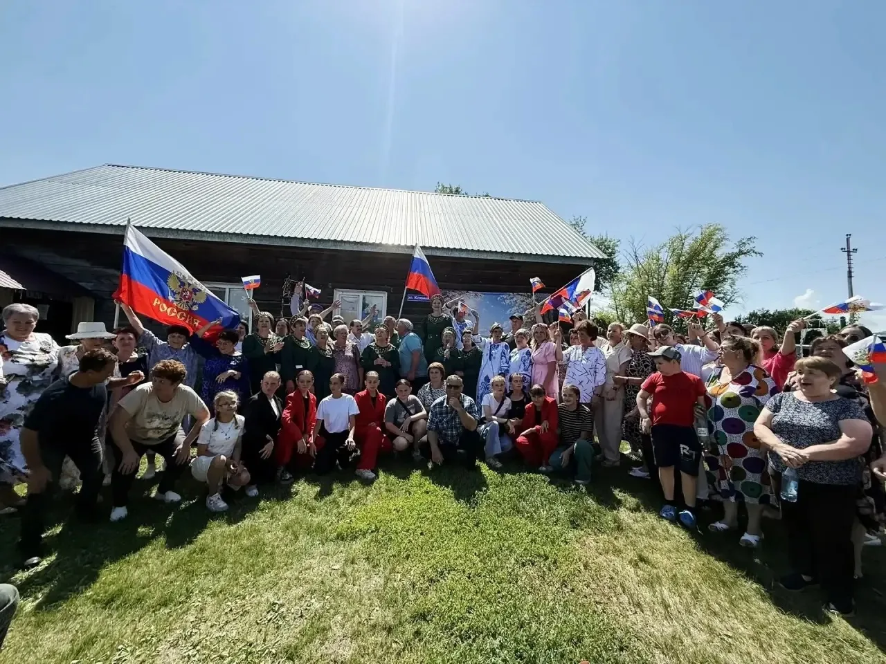🎂🏡Майскому - 100 лет!
⁣
12 июня в посёлке Майский состоялось праздничное мероприятие, посвящённое 