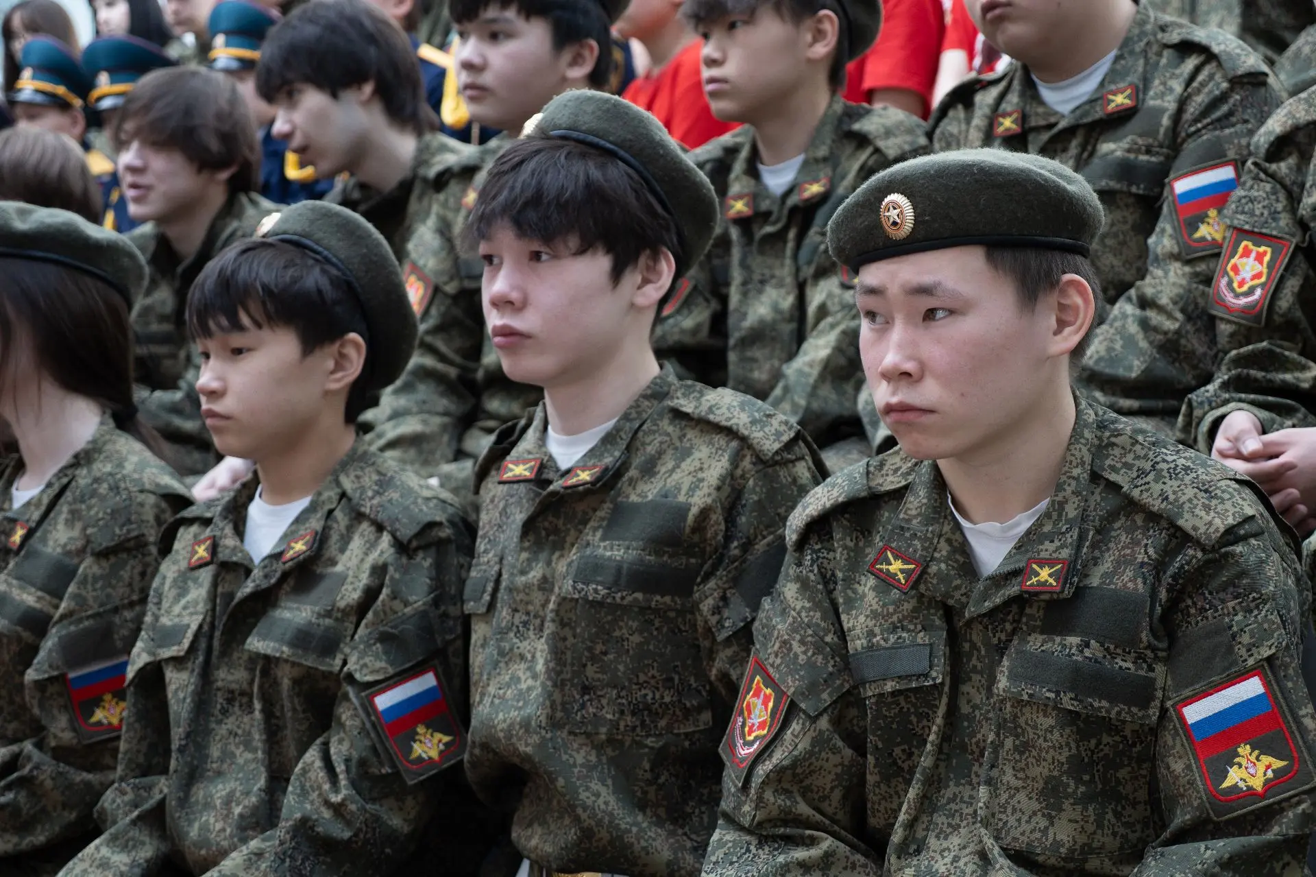 «Герои живут рядом» В ходе муниципального этапа военно-патриотической игры «Зарница 2.0» и слета юна