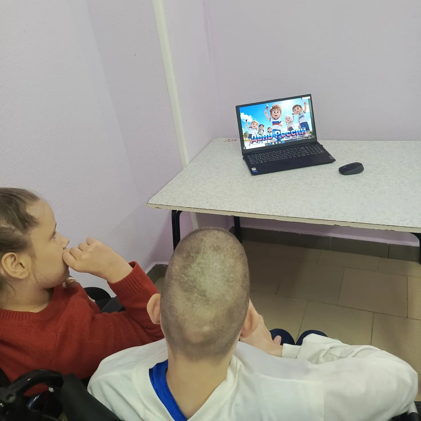 Знакомство с Россией: путешествие в культурное наследие 🇷🇺🌟

В преддверии праздника День России в