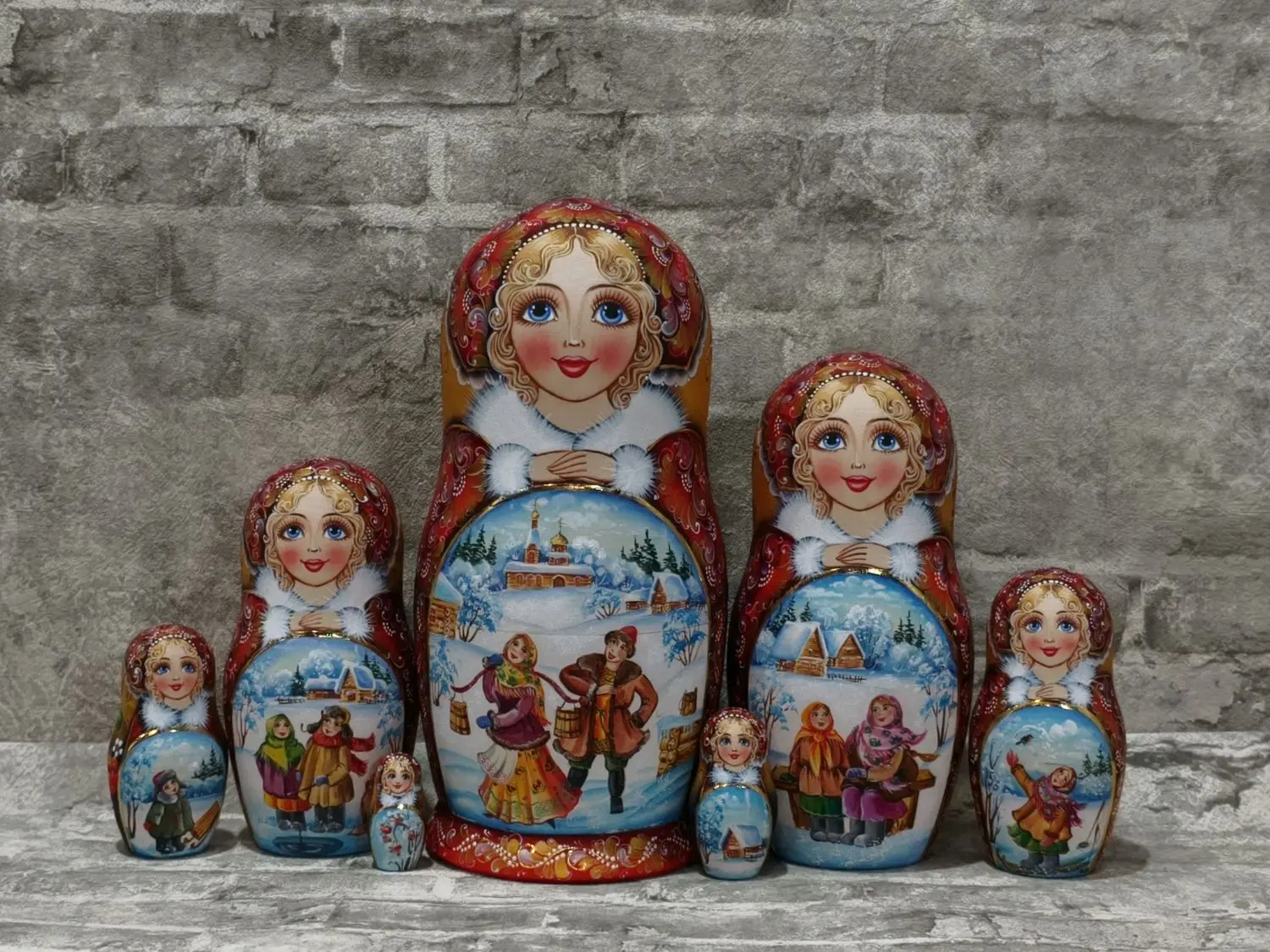 МУК СДК «Глубочанский» приглашает на мастер-класс по хохломской росписи «Матрешка – Рус...