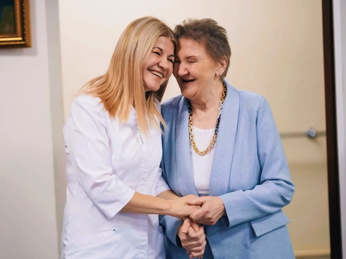 С Днём медицинского работника, наши родные! 🥳

Дорогие наши, любимые! Сегодня мы хотим сказать вам 
