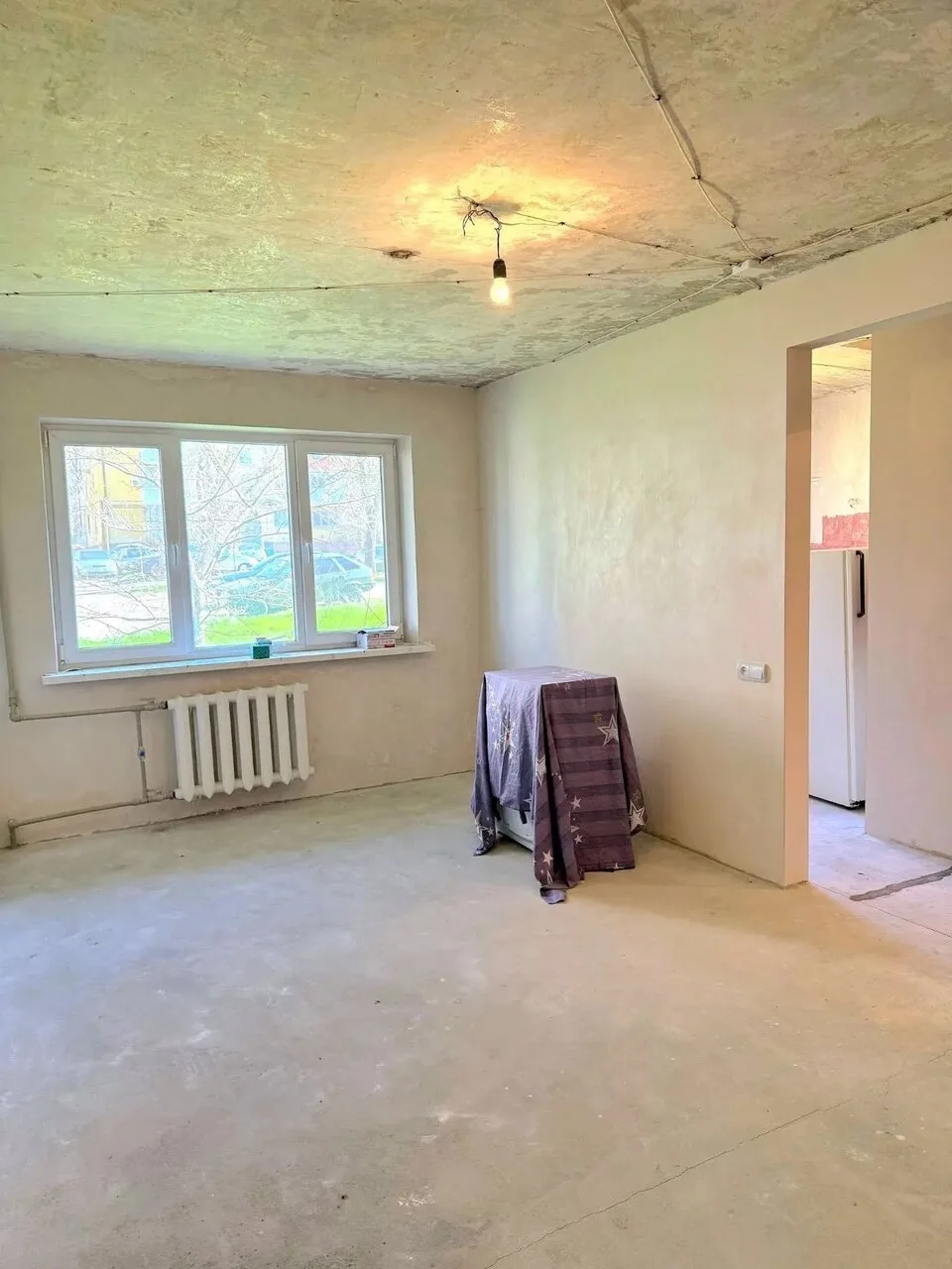 Продам 1-комн квартиру кв. Молодежный д. 8. Общая площадь 32,5 м². Этаж 1/5, квартира н...