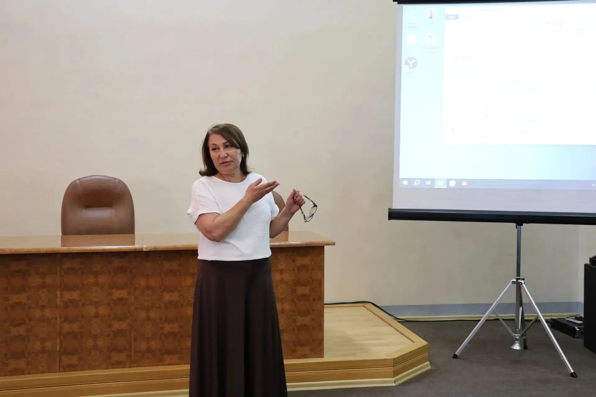 В Биробиджанском районе прошёл семинар для председателей и секретарей УИК 📋