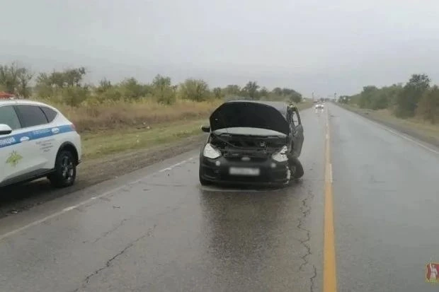 Два человека пострадали в ДТП с грузовиком «Вольво» в Волгоградской области