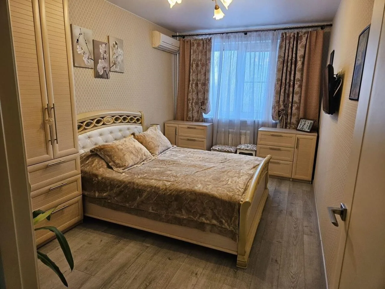 Метро: Новогиреево