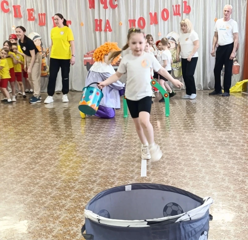 🚒 МЧС спешит на помощь! 🔥