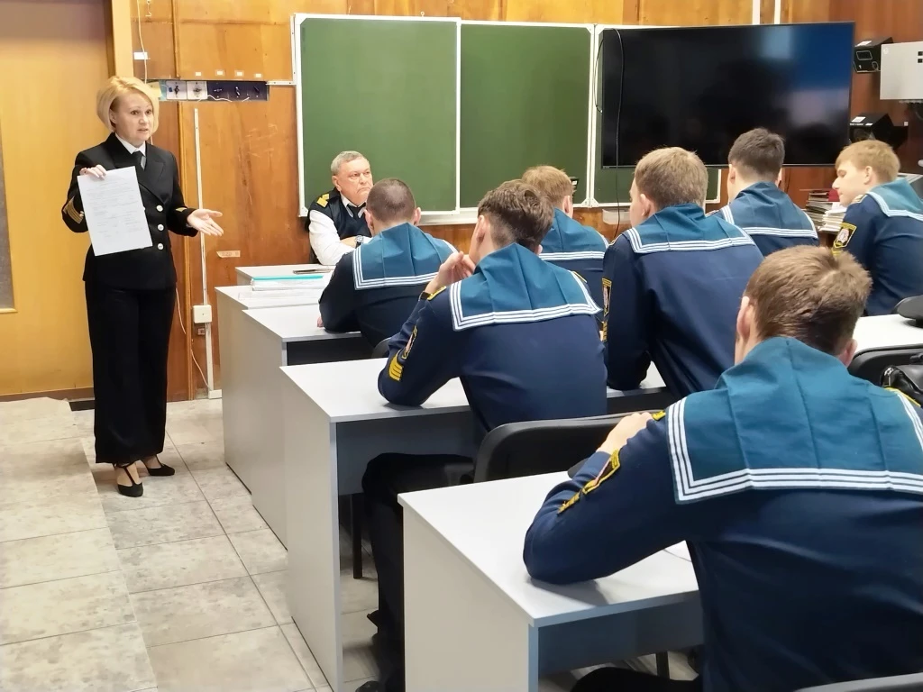 На первой площадке Морской технической академии имени адмирала Д.Н. Сенявина прошла встреча, посвящё