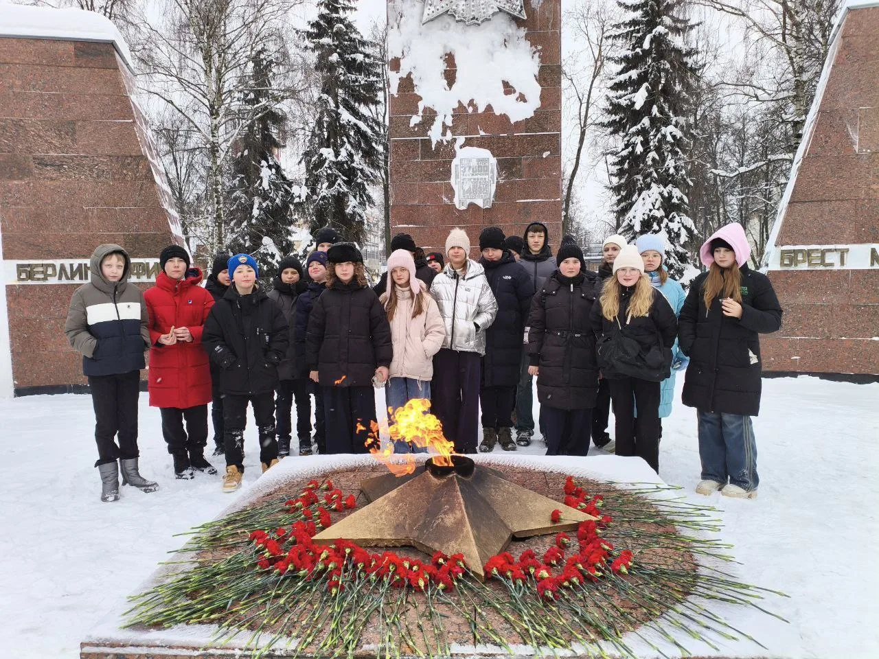 Сегодня  наши ребята приняли участие в акции "Блокадный Ленинград глазами молодёжи", посвящённой 82-