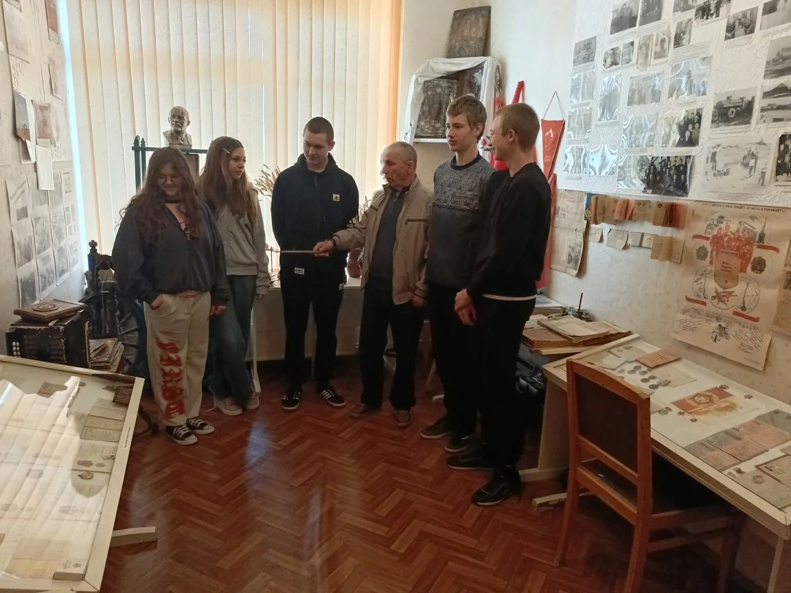 🌞В этот теплый майский день в нашей школе была организована экскурсия посвящённая Дню ...