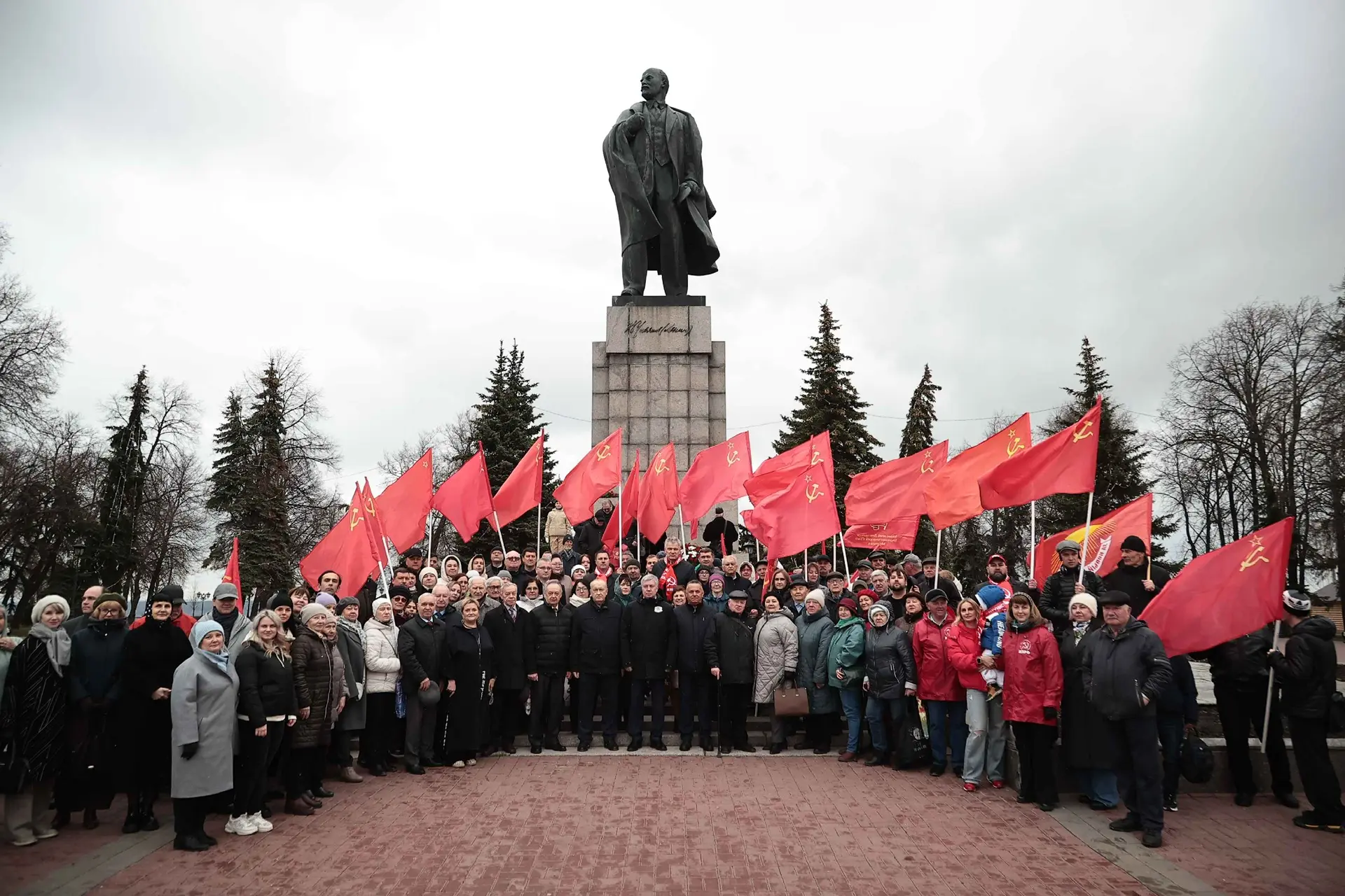 156 лет назад родился Владимир Ильич Ульянов (Ленин) — вождь мирового пролетариата. Выд...
