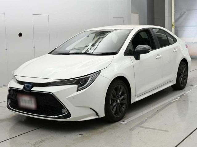 TOYOTA COROLLA 2020 года - для Артура
Бензин/Двигатель 1800 cc  Hybrid/ 81.000 км / 2WD /  148 л.с /