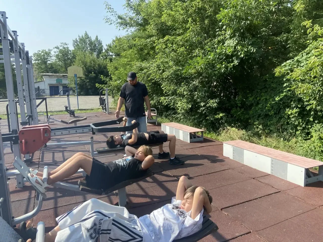 «Страна летних затей» 

С 2 июля 2026 года свою работу начала летняя площадка на базе МБОУ СОШ N2 г.