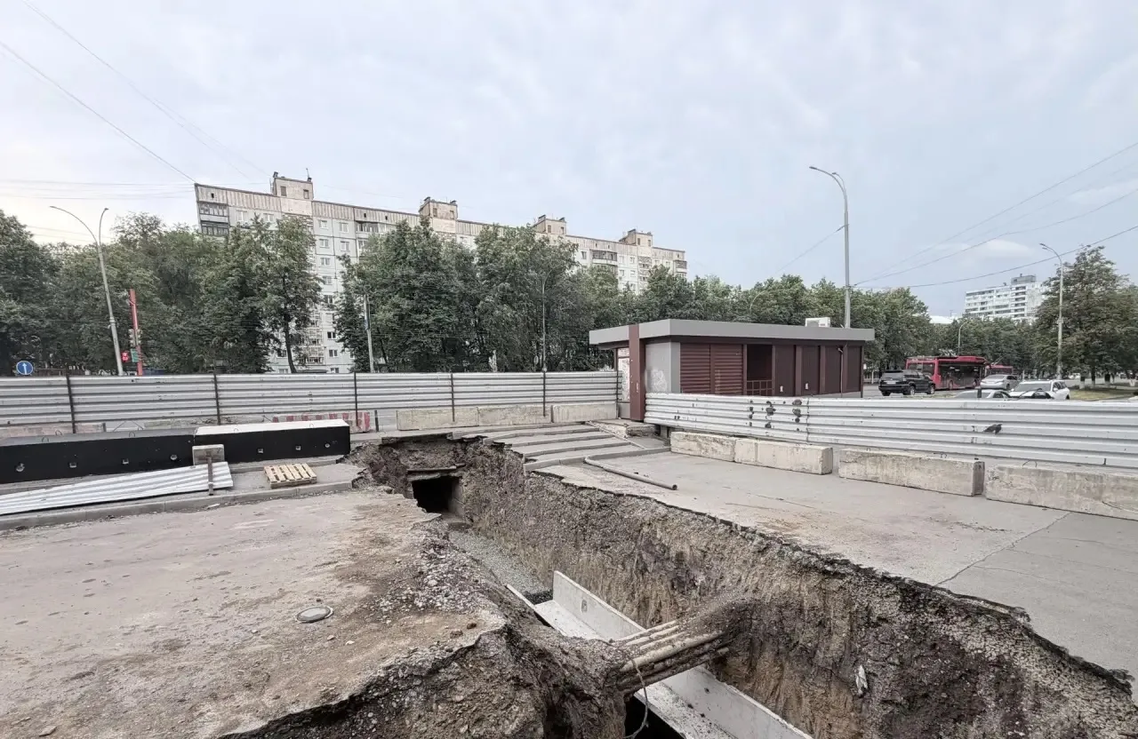 Туннель для новых трубопроводов — открыт.

В Кемерове в районе остановки «Фабричная», где ведётся пе