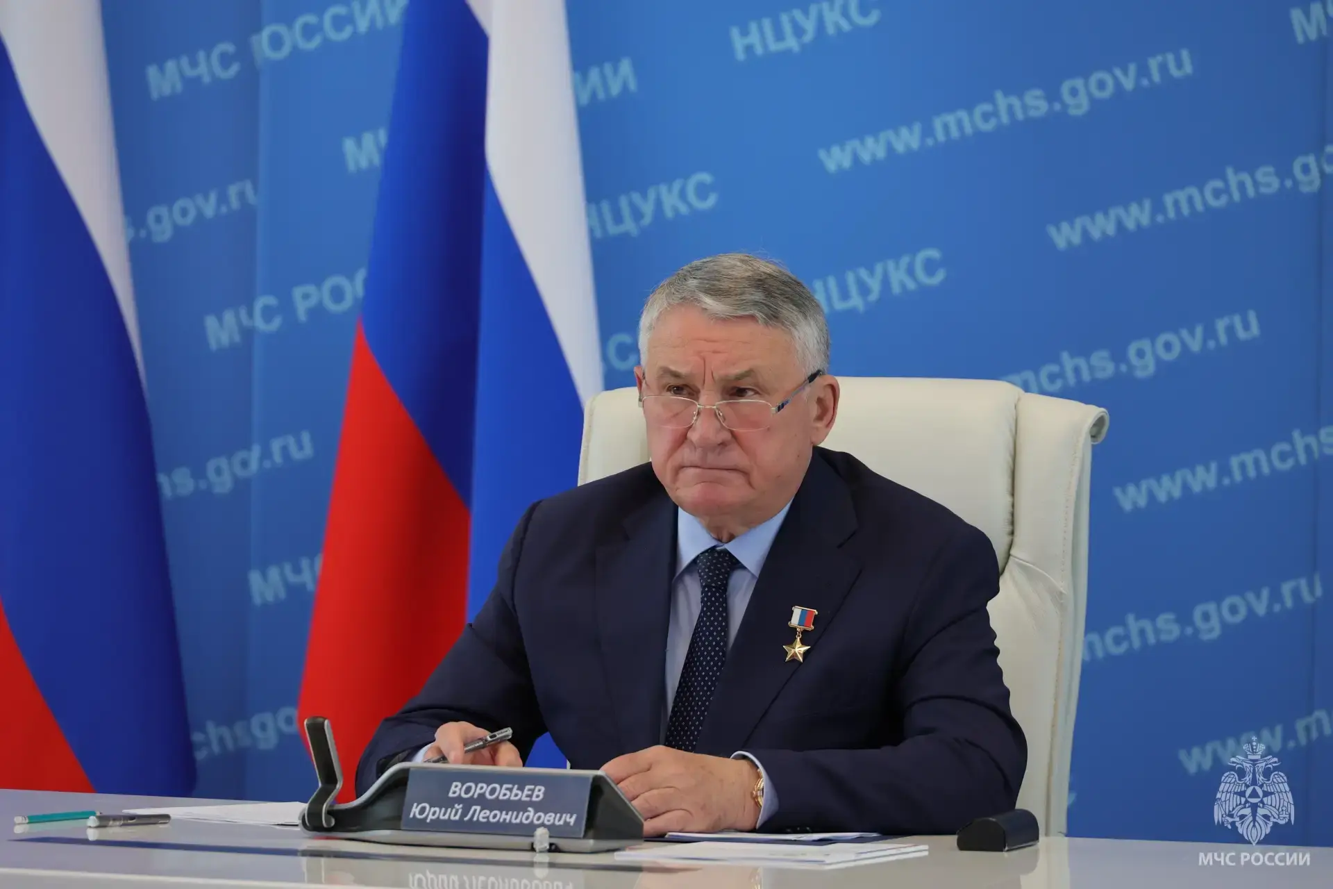 Глава МЧС России Александр Куренков принял участие в совещании Комитета Совета Федерации по обороне 