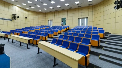 В Екатеринбурге школьникам и студентам рассказали о праве в перевозках